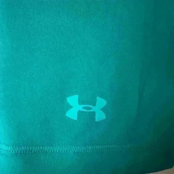 Under Armour Heat Gear Fitted Women's Top (197) - Picture 8 of 12